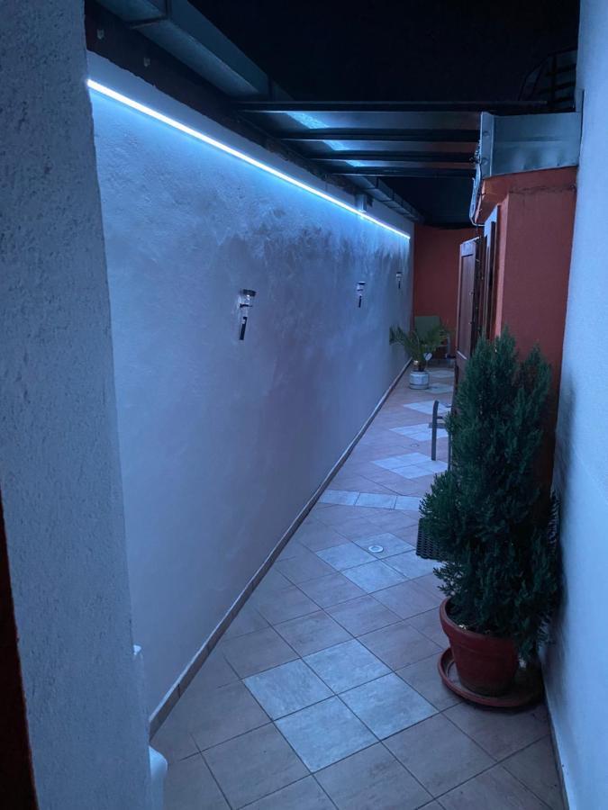 Apartman Royal Slavonski Brod Esterno foto