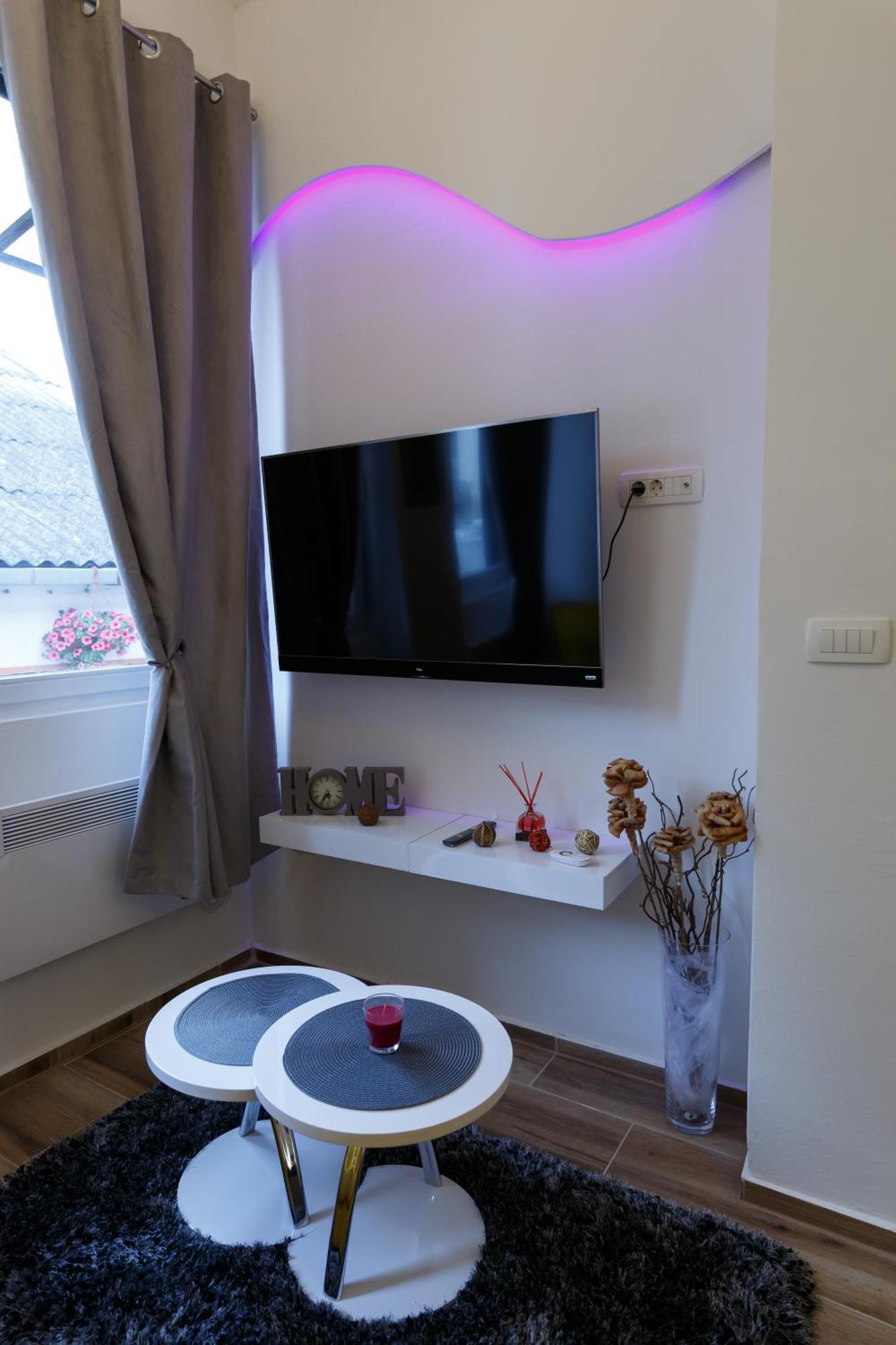 Apartman Royal Slavonski Brod Esterno foto