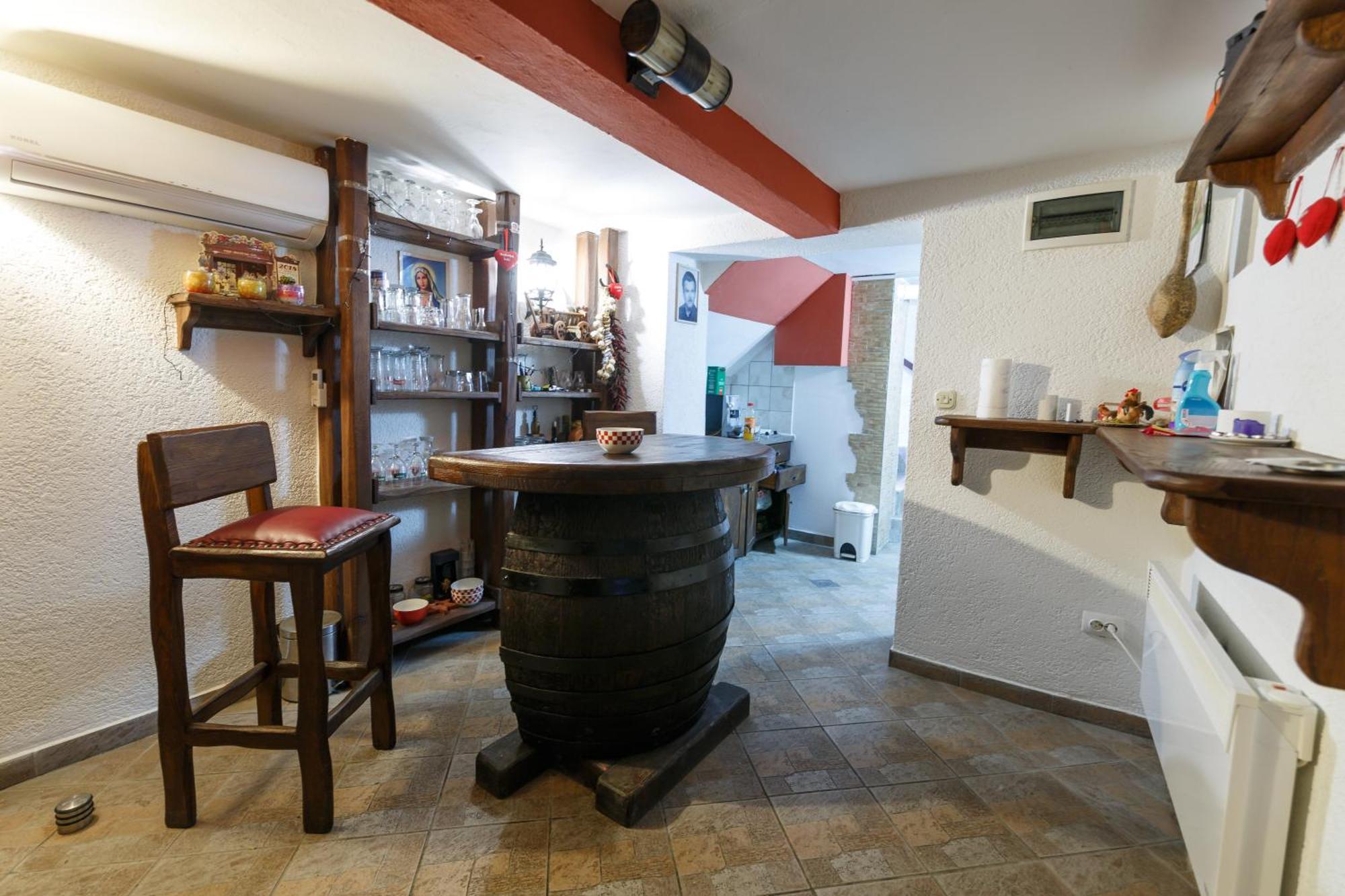 Apartman Royal Slavonski Brod Esterno foto