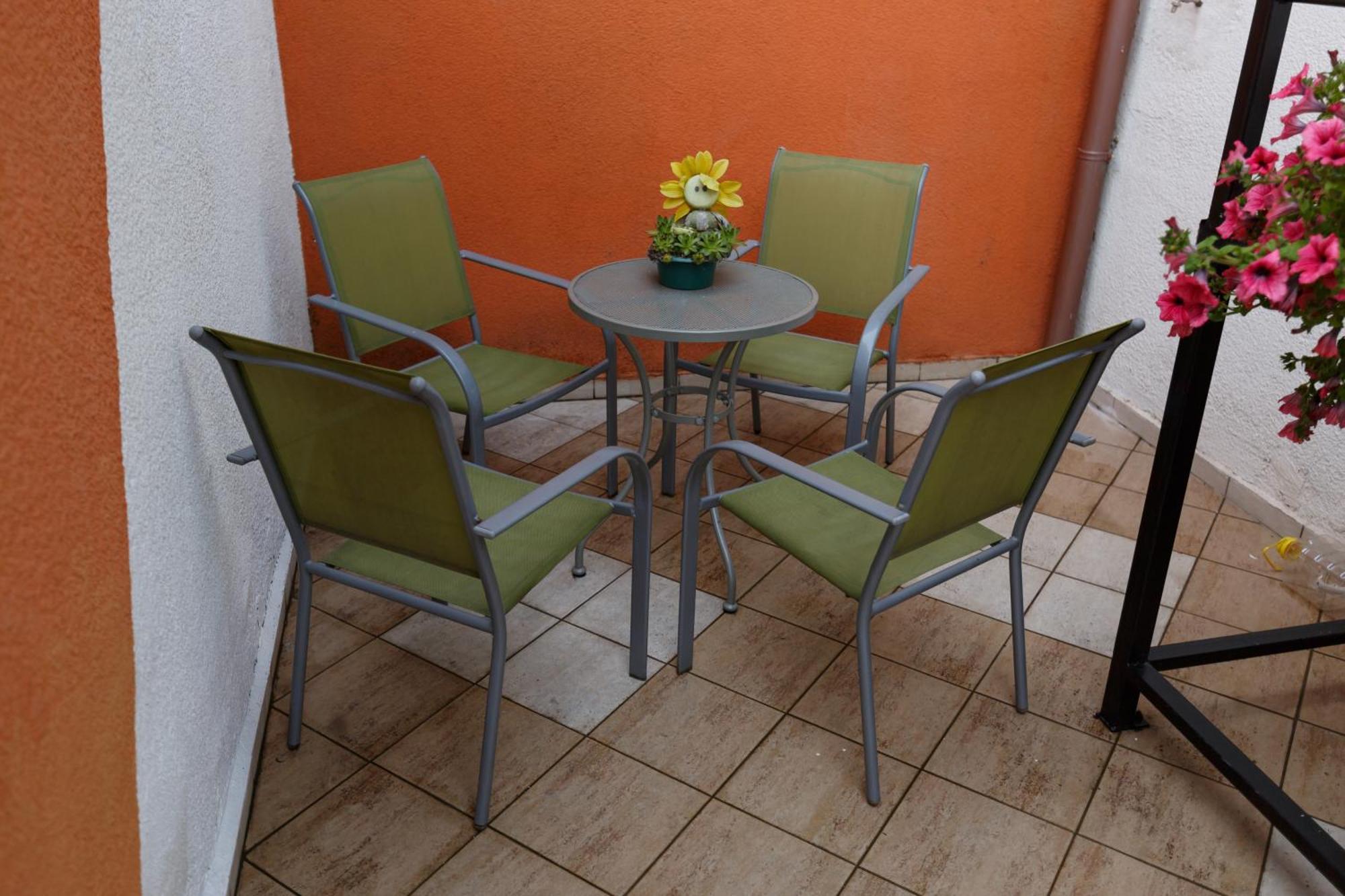 Apartman Royal Slavonski Brod Esterno foto